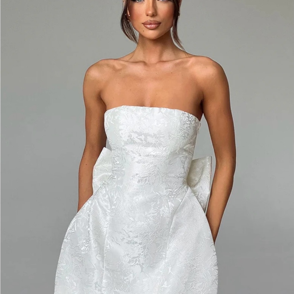 BABYBOO ELENORA MINI DRESS - White Strapless Sleeveless Bridal Gown